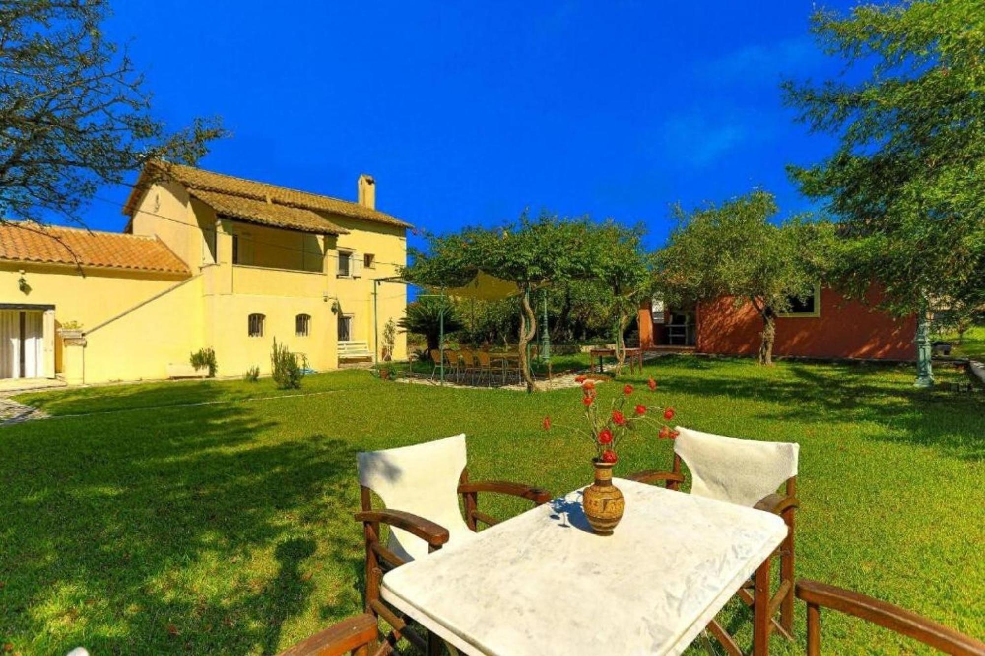 Villa Secret Garden House - Private Garden With Pool Acharavi  Esterno foto
